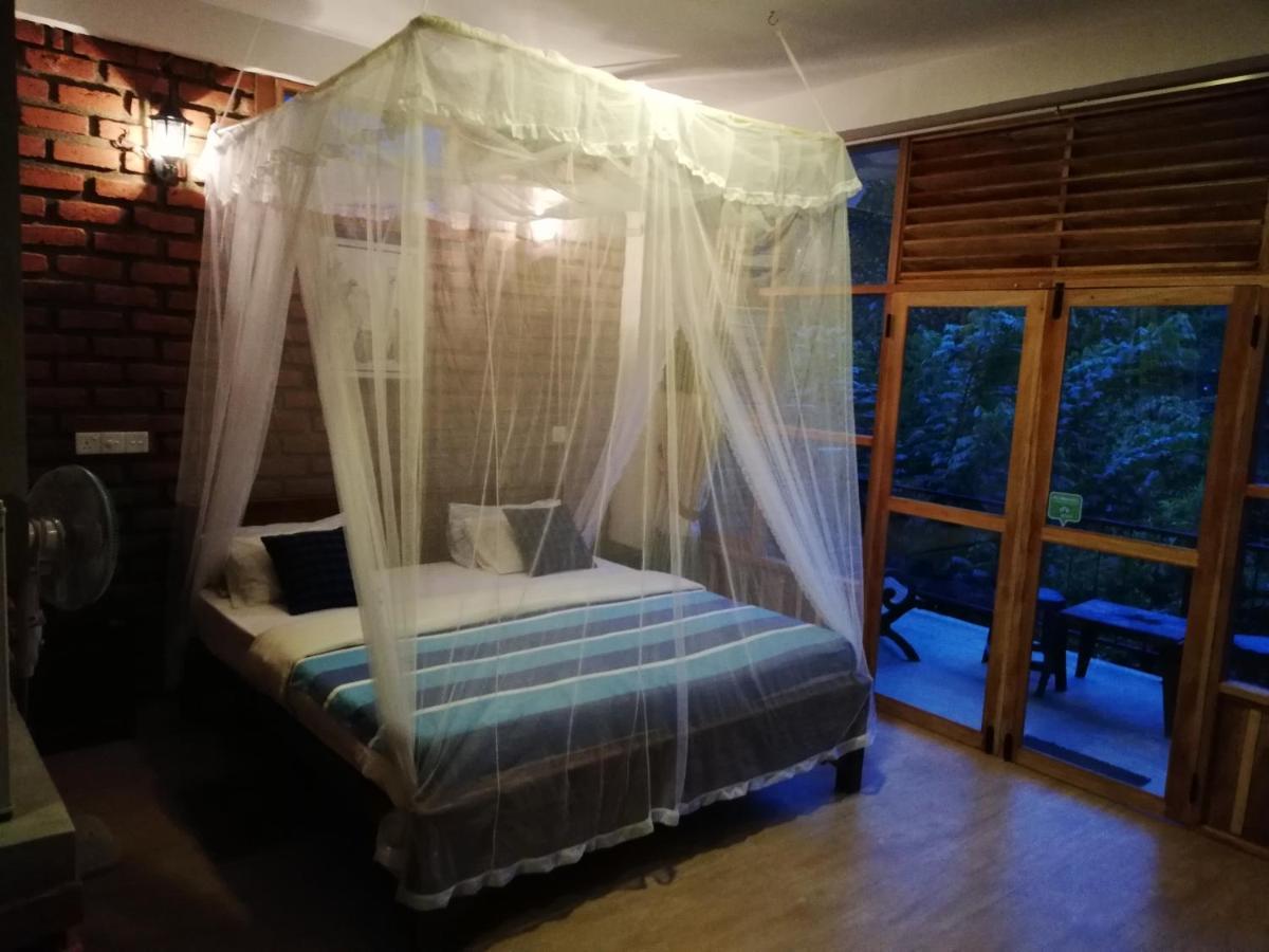 Ayubo Ella - Bed & Breakfast Eksteriør bilde