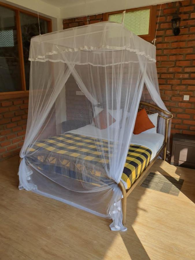 Ayubo Ella - Bed & Breakfast Eksteriør bilde